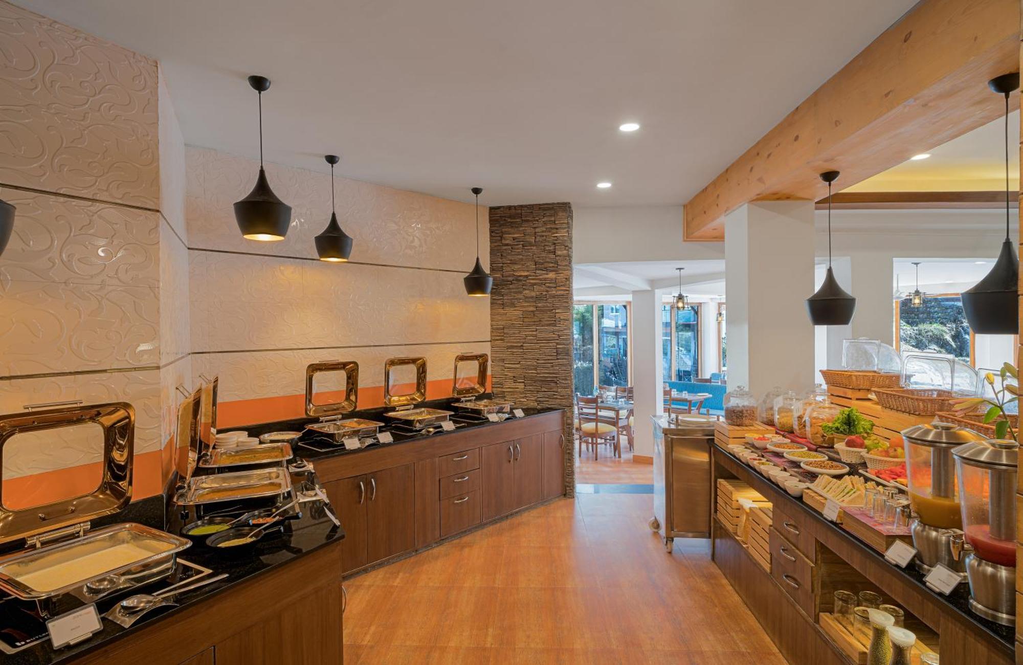Zone Connect By The Park Mussoorie Hotel Екстериор снимка