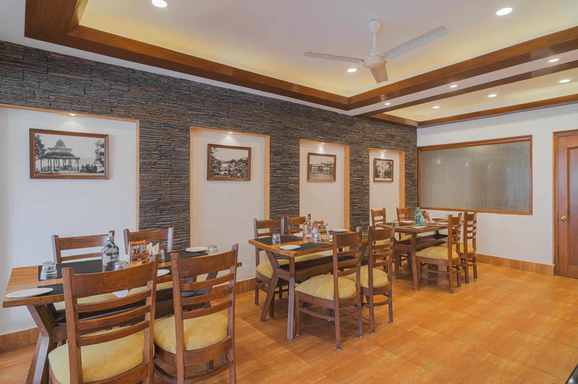 Zone Connect By The Park Mussoorie Hotel Екстериор снимка